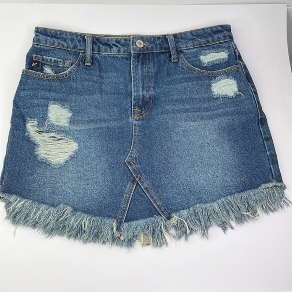 KANCAN FRAY HEM WOMEN’S MINI SKIRT DISTRESSED MEDIUM WASH SZ M